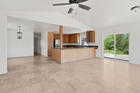 18200 Walker Rd, Willits, CA 95490 photo 4