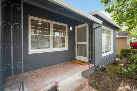 1317 Arkansas St, Vallejo, CA 94590 photo 3