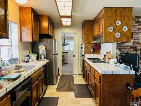 390 Darley Dr, Vallejo, CA 94591 photo 10