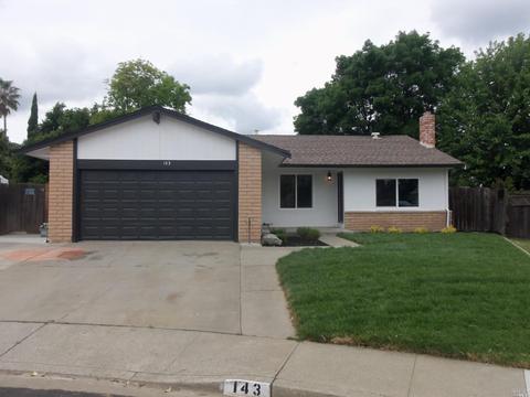 143 Mesa Ct, Vacaville, CA 95687 photo 2