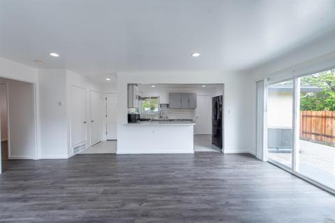1007 Keats Dr, Vallejo, CA 94591 photo 6