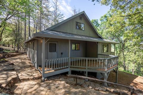 14995 Spruce Grove Rd, Lower Lake, CA 95457