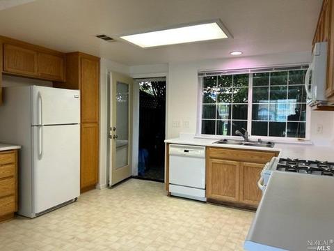 525 Daniels Ave, Vallejo, CA 94590 photo 11