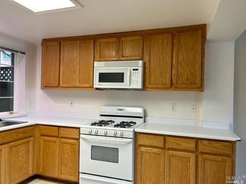 525 Daniels Ave, Vallejo, CA 94590 photo 7