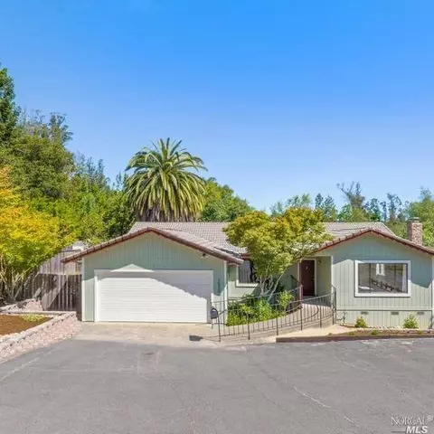 7520 Mirabel Rd, Forestville, CA 95436