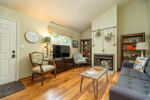 10 Pine Tree Cir, Cotati, CA 94931 photo 5