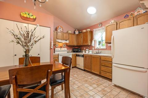 10 Pine Tree Cir, Cotati, CA 94931 photo 6
