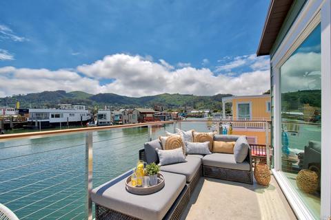 38 Liberty Dock, Sausalito, CA 94965 photo 2