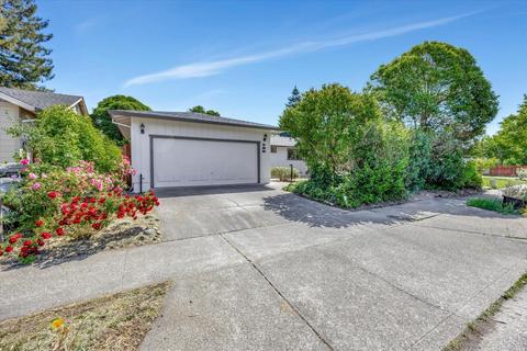 708 Saint Mary Dr, Santa Rosa, CA 95409