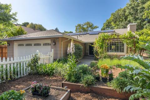 311 Solano Ave, Sonoma, CA 95476