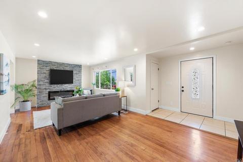 212 Starr Ave, Vallejo, CA 94590 photo 4
