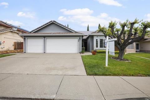 143 Breakwater Way, Vacaville, CA 95688