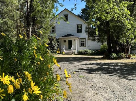 8400 Sonoma Ave, Sebastopol, CA 95472