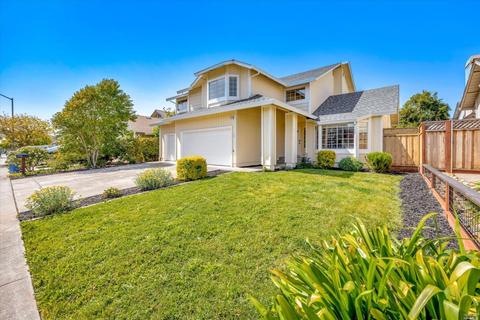1546 Mallory Pl, Rohnert Park, CA 94928