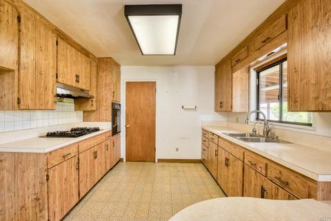 270 Billington Ln, Windsor, CA 95492 photo 7
