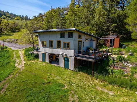 28500 Valley View Dr, Willits, CA 95490 photo 6