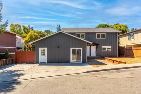 7631 Bately Ct, Sebastopol, CA 95472 photo 3