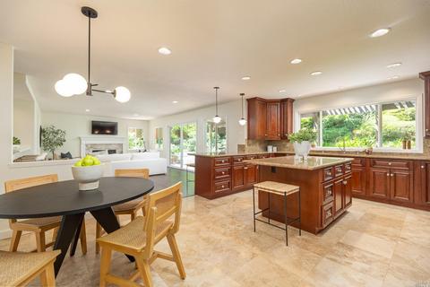2 Caddy Ct, Novato, CA 94949 photo 8