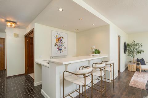 2 Caddy Ct, Novato, CA 94949 photo 6