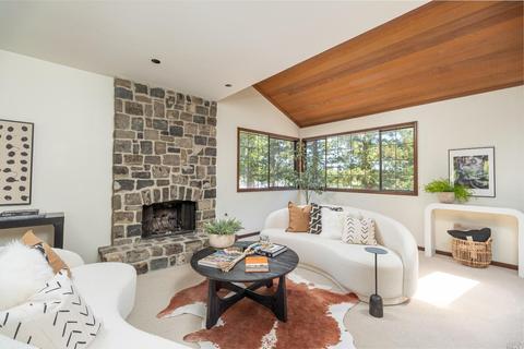 2 Caddy Ct, Novato, CA 94949 photo 3