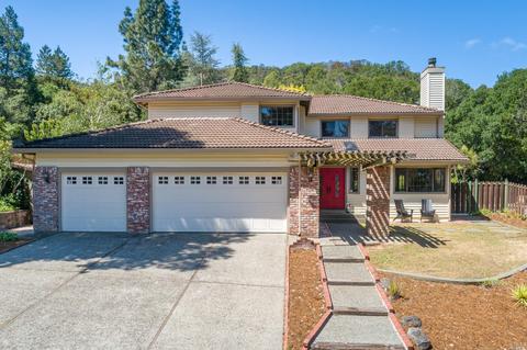 2 Caddy Ct, Novato, CA 94949
