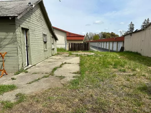 188 Thomas St, Ukiah, CA 95482 photo 4