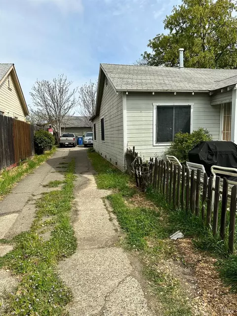 188 Thomas St, Ukiah, CA 95482 photo 2
