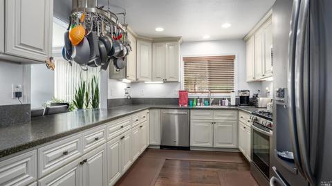 103 Beverly Ct, Vacaville, CA 95687 photo 8