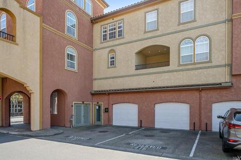 416 Emily Rose Cir, Windsor, CA 95492 photo 5