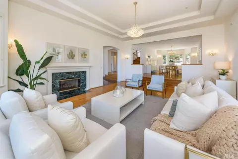 202 Taylor Rd, Tiburon, CA 94920