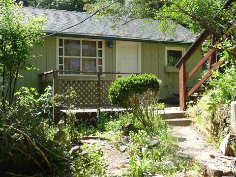 335 Resaca Ave, Forest Knolls, CA 94933