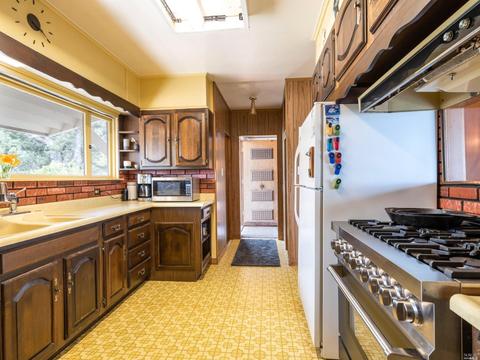 290 Crest Rd, Novato, CA 94945 photo 16