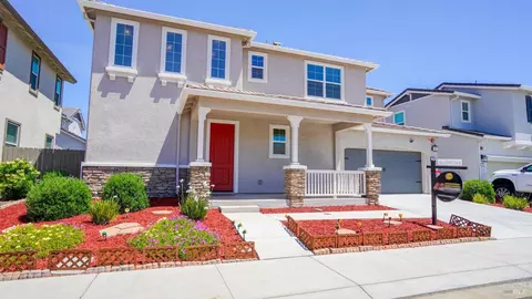 549 Datura Dr, Vacaville, CA 95687