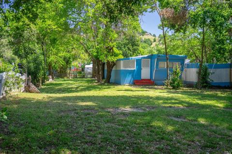 30690 Hwy 101, Cloverdale, CA 95425