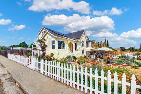 301 Mayo Ave, Vallejo, CA 94590 photo 4