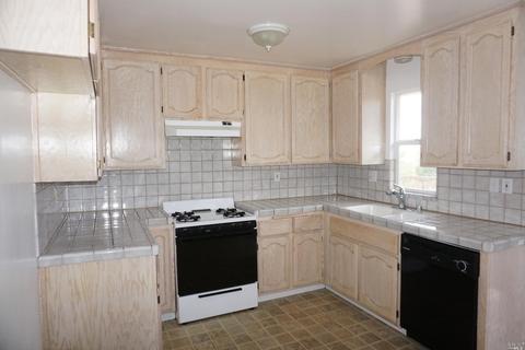 157 Toyon Dr, Vallejo, CA 94589 photo 5