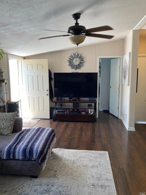 129 Brian St, Windsor, CA 95492 photo 8