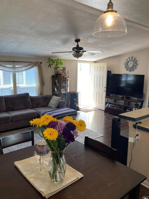 129 Brian St, Windsor, CA 95492 photo 5