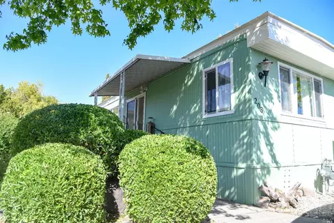 300 Stony Point Rd #203, Petaluma, CA 94952