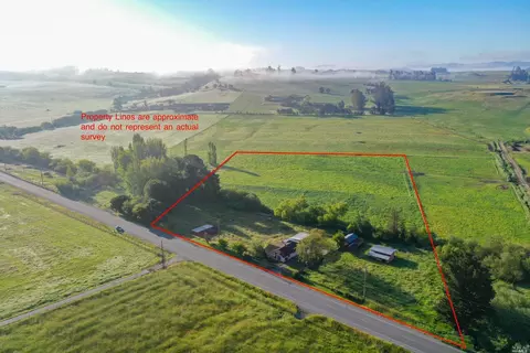 6355 Bodega Ave, Petaluma, CA 94952 photo 2
