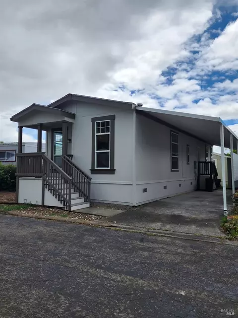 541 Mason St #15, Healdsburg, CA 95448