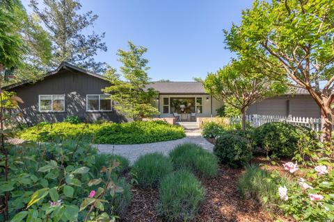 3235 Vichy Ave, Napa, CA 94558