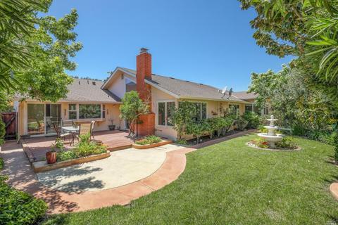 6555 Stonecroft Ter, Santa Rosa, CA 95409