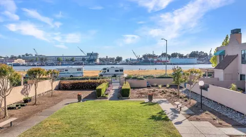 155 Nantucket Ln, Vallejo, CA 94590 photo 35