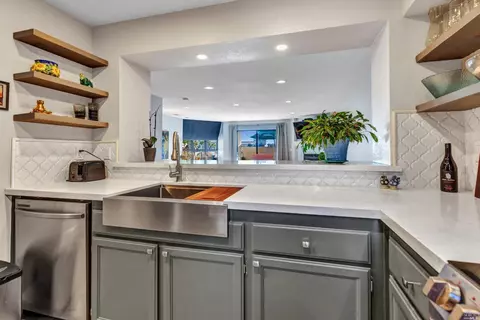 155 Nantucket Ln, Vallejo, CA 94590 photo 15