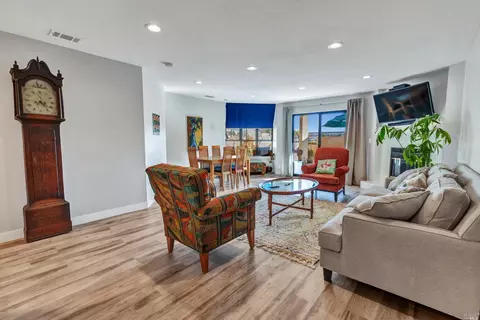 155 Nantucket Ln, Vallejo, CA 94590 photo 6