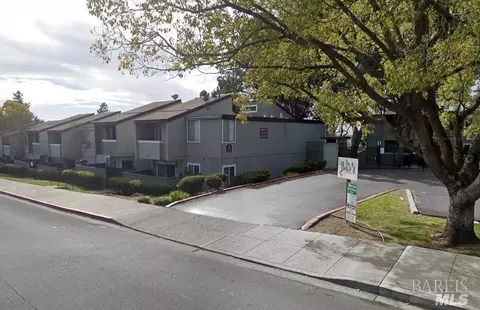 1333 N Camino Alto Dr #220, Vallejo, CA 94589