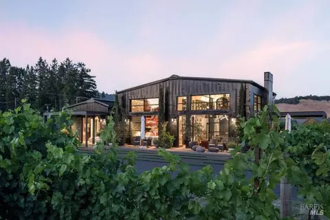 150 Bailhache Ave, Healdsburg, CA 95448