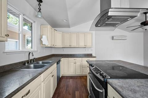 414 E 1st St, Cloverdale, CA 95425 photo 26