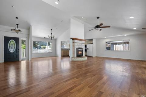 414 E 1st St, Cloverdale, CA 95425 photo 7